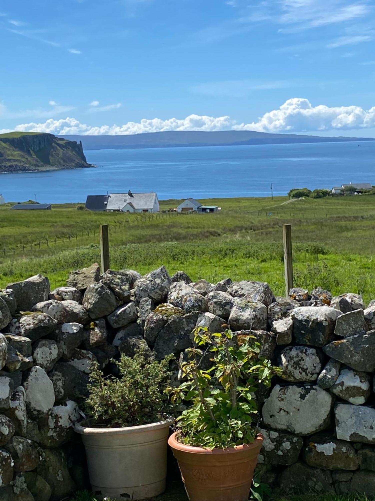 Cnoc Ruaraidh Cottage Kilmuir  Εξωτερικό φωτογραφία